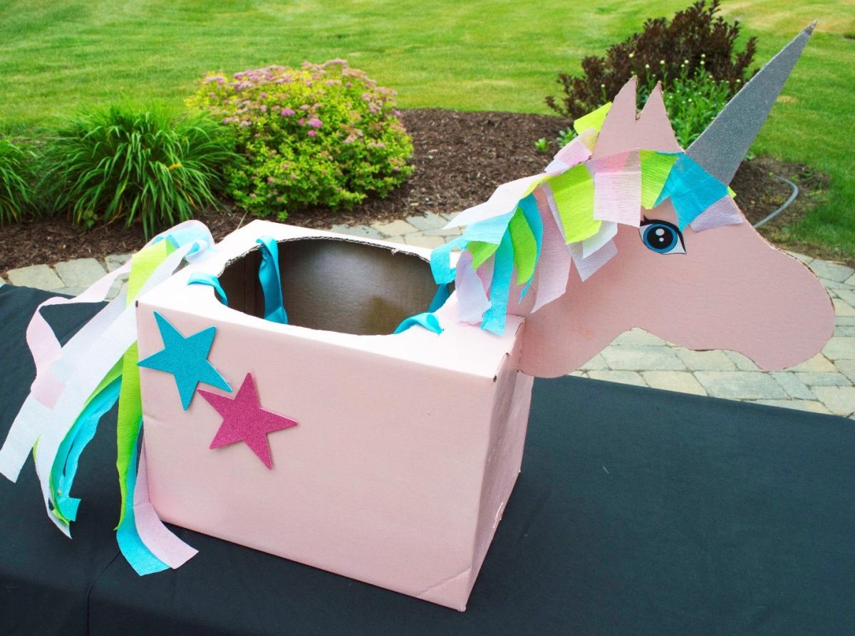 Boxtume unicorn